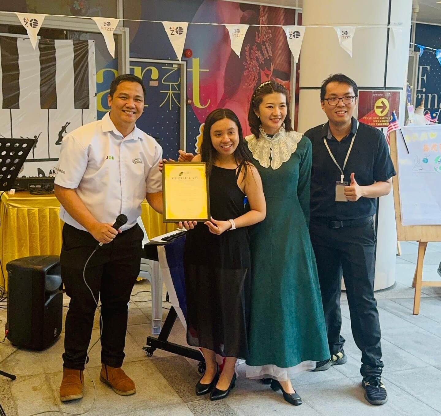 opera house registration counter